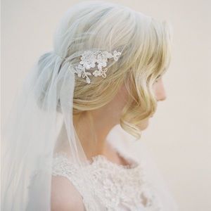 Juliet Cap Wedding Veil 1920s Inspired (Never Worn) Floral Lace Appliqué